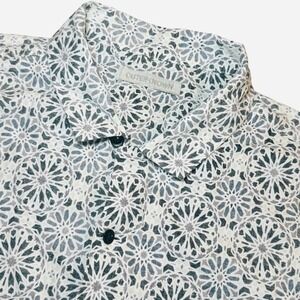 Outerknown Mens XL Geometric Mandala Reverse Print Shirt Button Up Short Sleeve